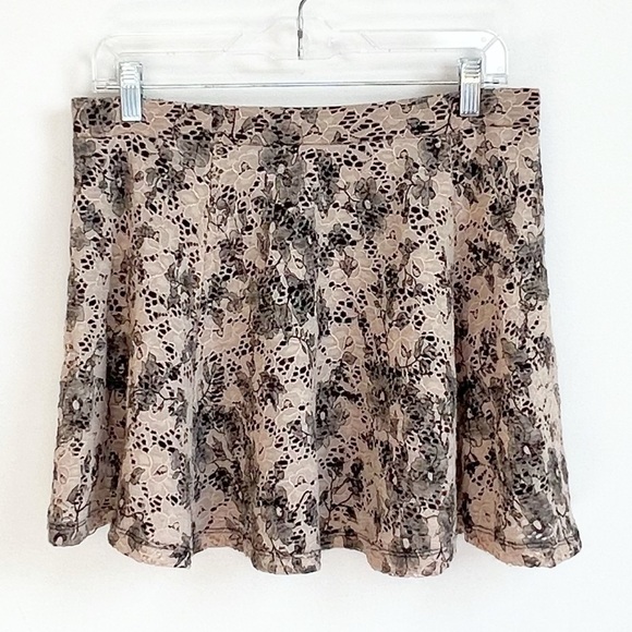 Joe Benbasset Pull On Floral Lace Mini Skirt Nude Black Flare A Line XL Stretchy - Picture 2 of 6